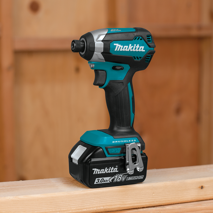 Makita 18V Impact Driver Kit (3.0Ah)